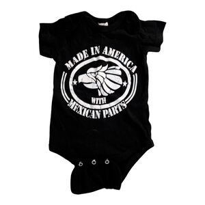 Black and White Graphic Baby Onesie | Size: 6 Months